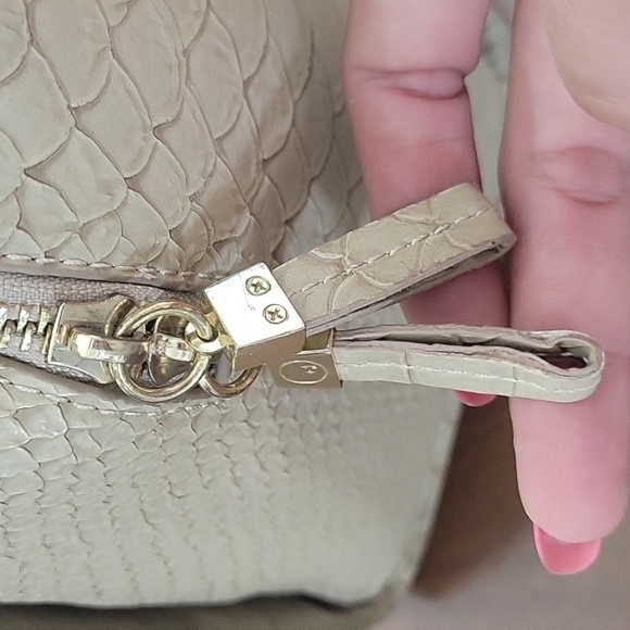 Olivia + Joy Croc Embossed Beige Vegan Shoulder Bag - Picture 5 of 14